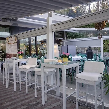 Cozy Retreat With Attractions & Access Apartamento Lugano