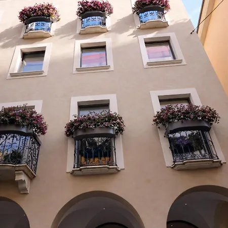 Cozy Retreat With Attractions & Access Apartment Lugano